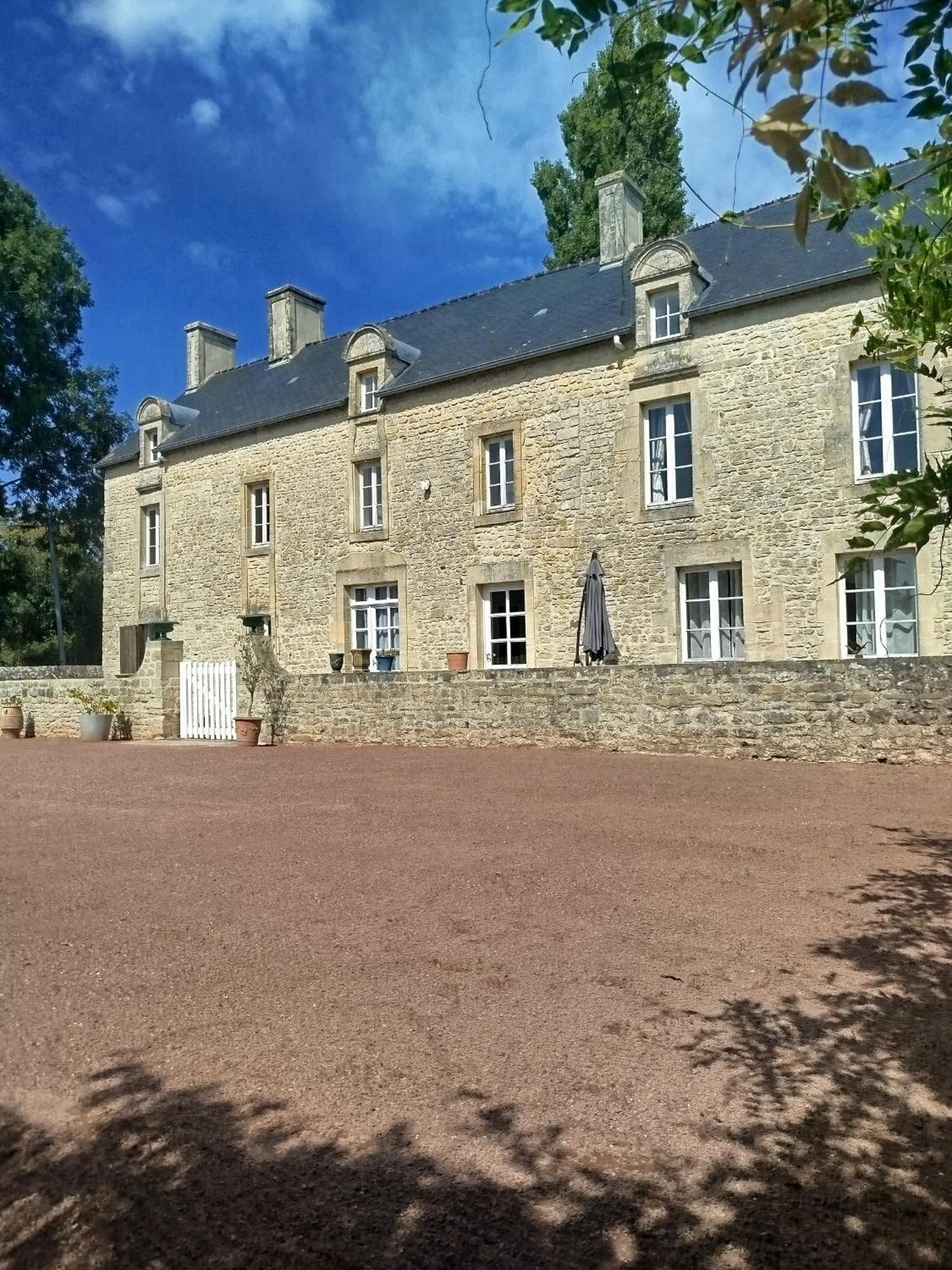 Maison De Charme Tour-en-Bessin 외부 사진